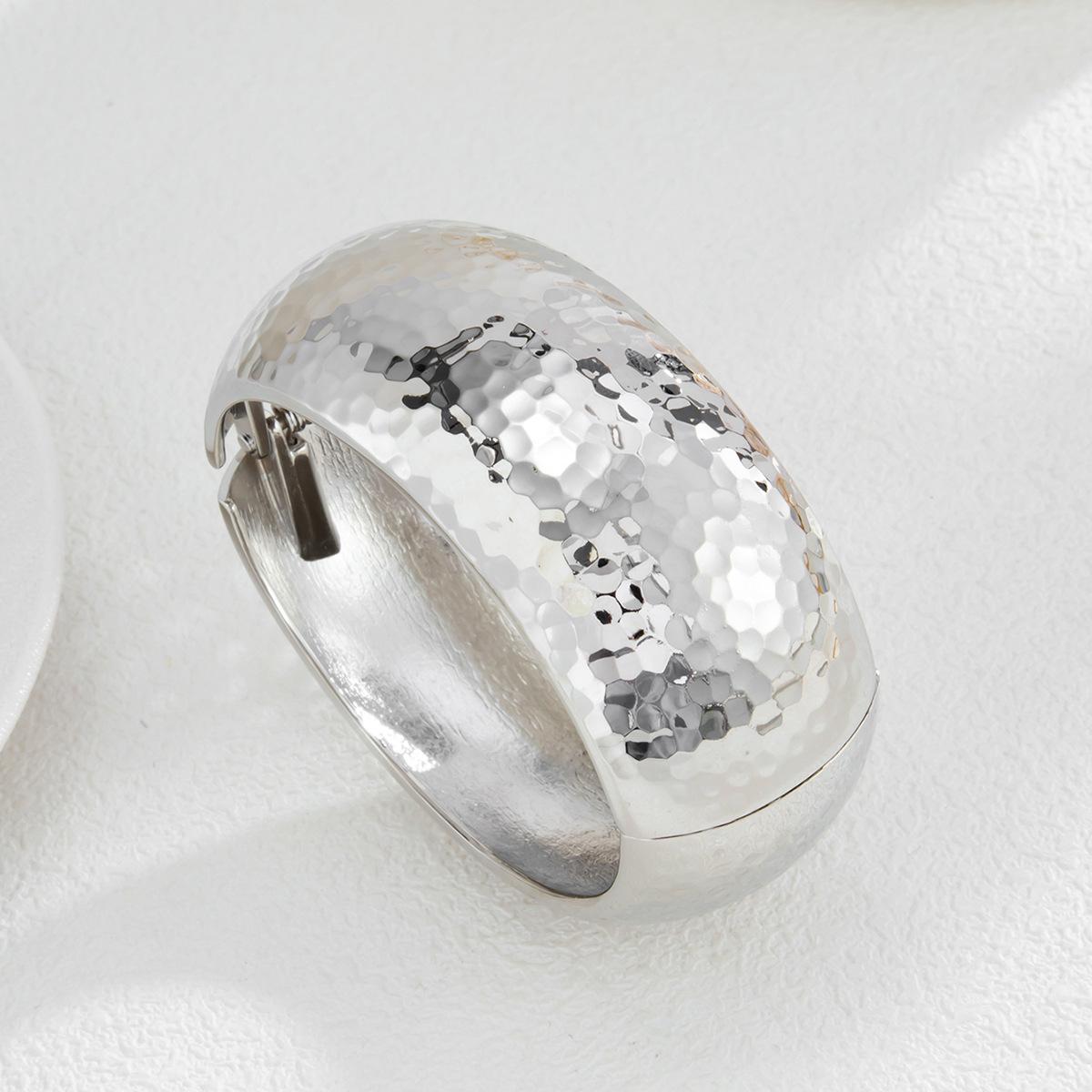 

Аксессуары 2025 Новый браслет премиум-класса Hammer Jewelry, преувеличенный широкий геометрический женский браслет