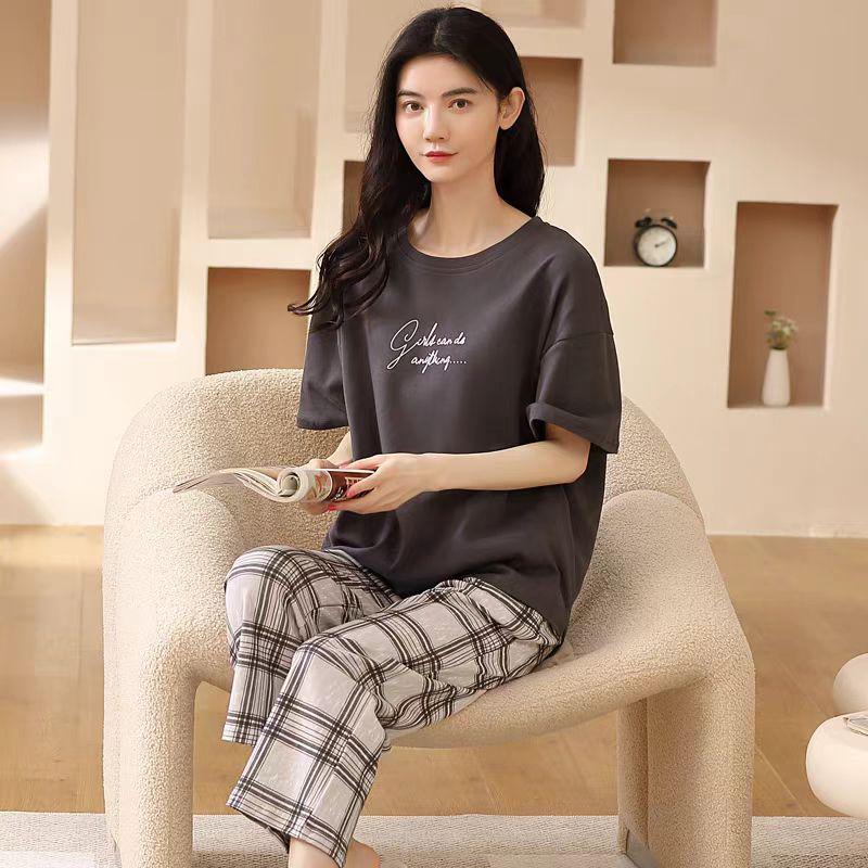 Women's Summer Korean Cartoon Pajama Set - Short-Sleeved Top with Seven-Point Pants