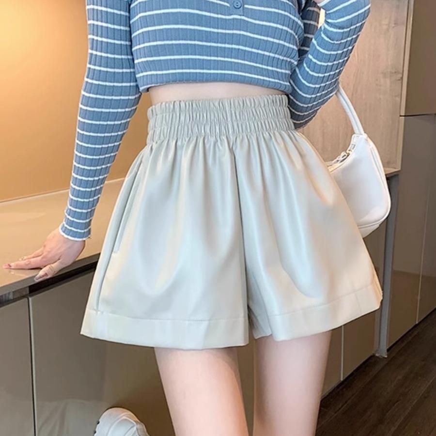 Plus Size Women's High-Waisted Black PU Leather A-Line Shorts - Casual Elastic Waist, Autumn/Winter 2026.