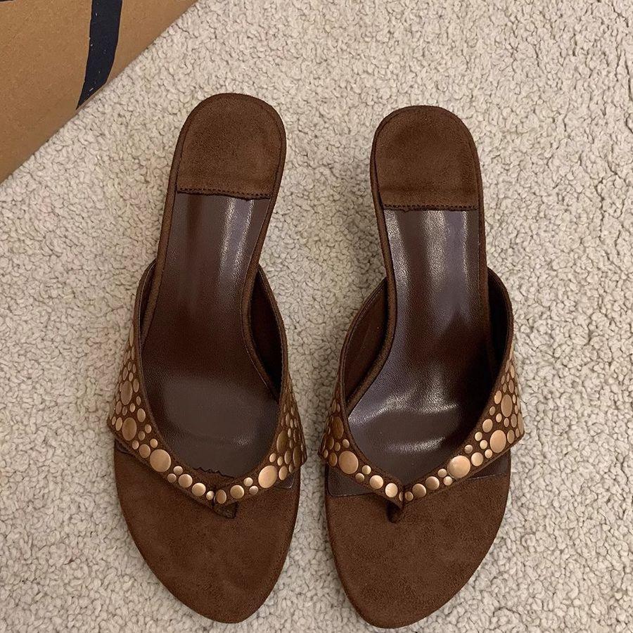 2026Women's Slippers Summer Vintage Rivets Clip Toe Designer High Heel Slippers Fashion Suede Outdoor Sexy Flip Flop Party