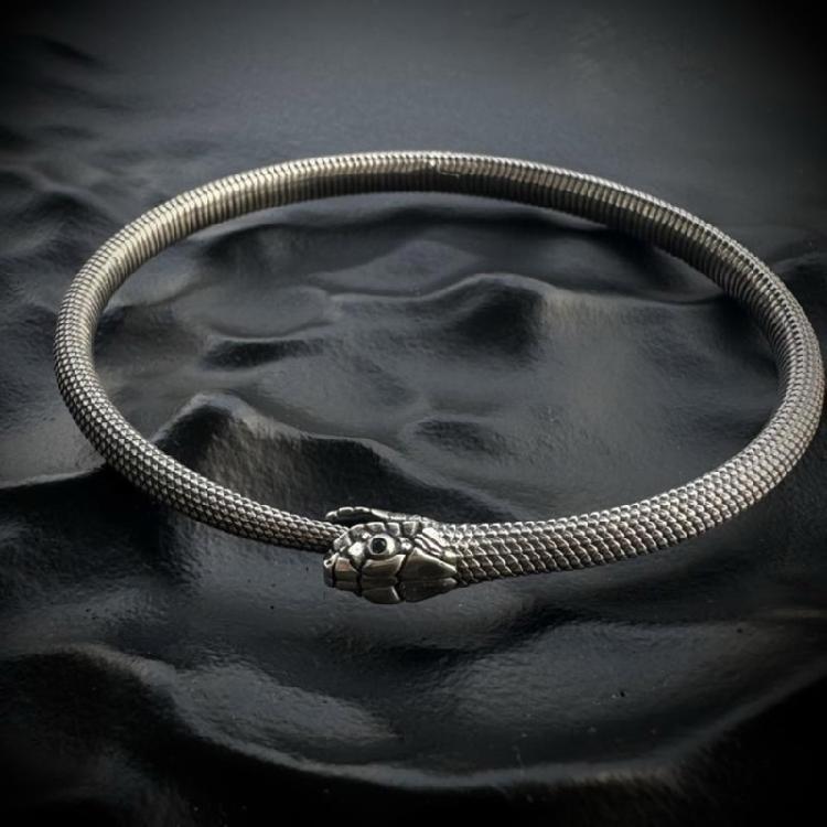 Ouroboros Design Armband Symbolisches Tägliches Armreif Handgelenkzubehör Für Mystische Schmuckliebhaber
