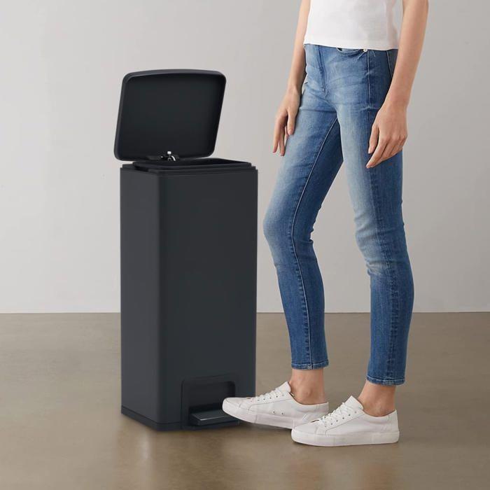 VidaXL Poubelle à pédale anti-empreinte 30 L Noir Acier inoxydable 149573