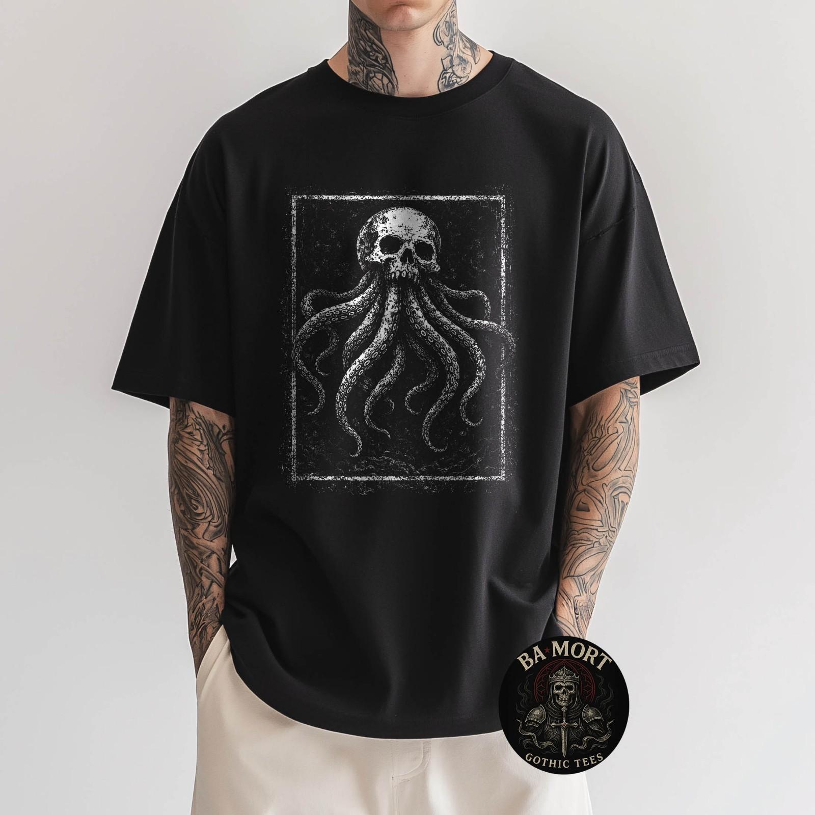 Skull Octopus Alt Grunge Goth Alternative Gothic Aesthetic T-Shirt S