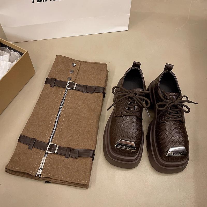 

Женская обувь 2024 года, высококачественные женские ботинки на шнуровке, модные современные ботинки с пряжкой на ремне, женские новые однотонные ботинки до середины икры с квадратным носком 40 коричневый