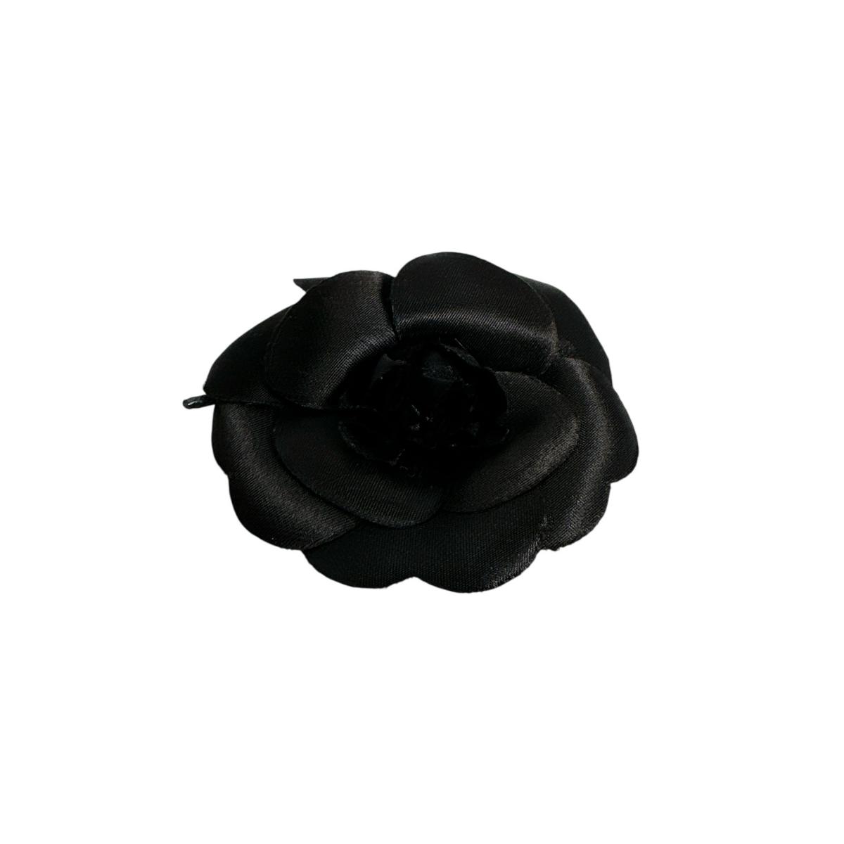 

CHANEL Camelia Brooch black Women Used