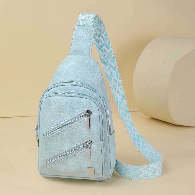 New fashionable and versatile women's breast bag, mobile phone bag, shoulder bag, large-capacity travel and leisure oblique span bag.