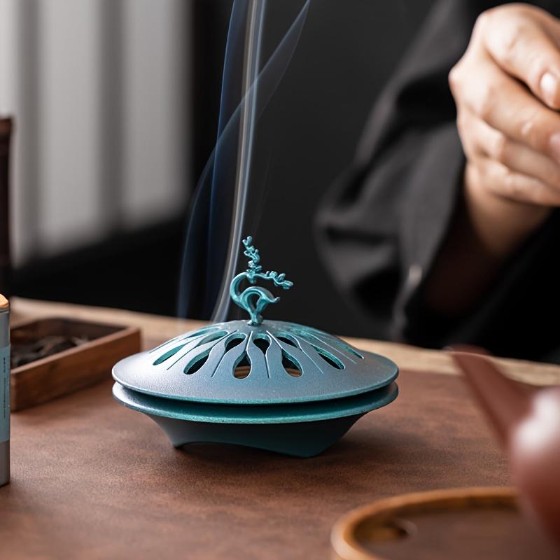 Retro Zinc Alloy Backflow Incense Holder Hollow Aromatherapy Censer for Yoga Home Decoration
