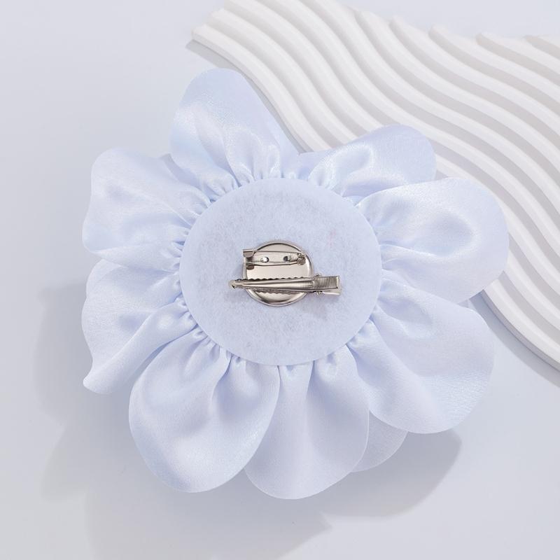 Stilvolle und praktische Stoffblumenbrosche Auffälliger Anstecker mit großer Blume Zarte Stoffblumenbrosche Nadel Accessoire