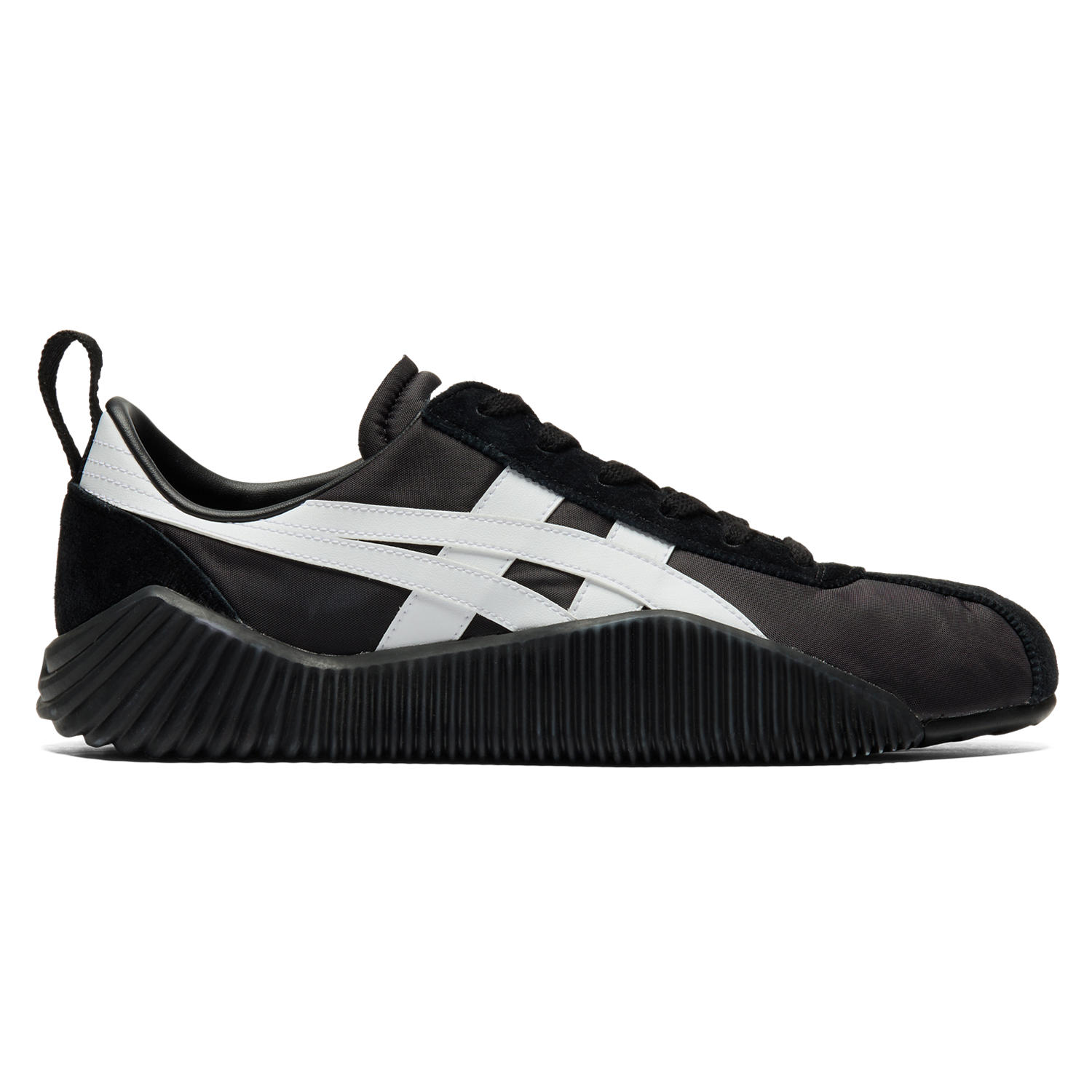 Onitsuka Tiger Acromount Black White 44.5