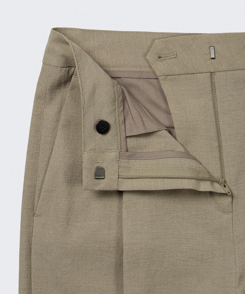 MUSINSA STANDARD WOMAN Women'S Cool Touch Low Waist Deep Tuck Wide Slacks [Grayish Beige]