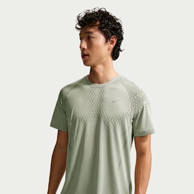 Nike Dri Fit Running T Shirt Men s M