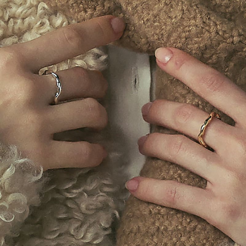 Anillo Orgánico Dana Burton Ripple