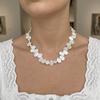 Strukturierte weiße Perlenkette in Wassertropfenform für Damen, Halskette mit natürlichen Muschel-Herz-Schlüsselbein-Kettenanhängern, Schmuck, Geschenke