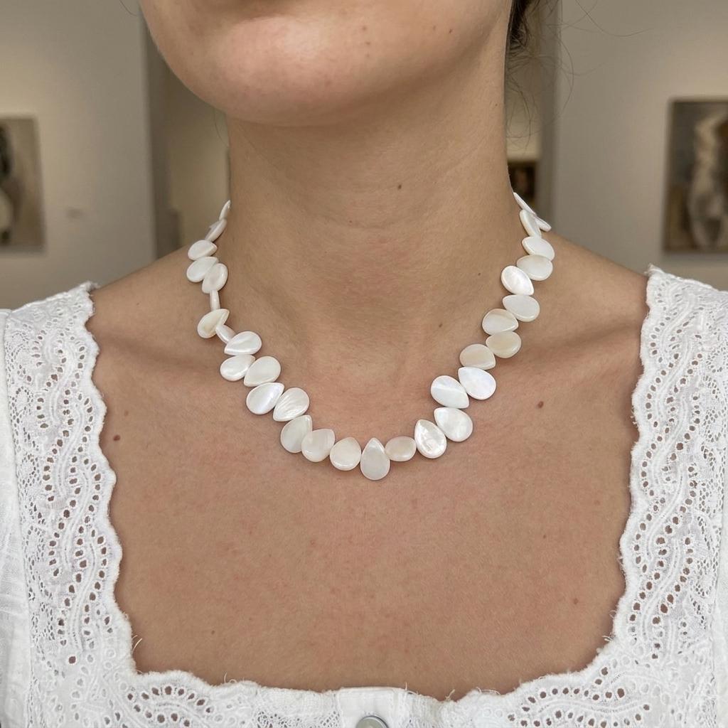 Strukturierte weiße Perlenkette in Wassertropfenform für Damen, Halskette mit natürlichen Muschel-Herz-Schlüsselbein-Kettenanhängern, Schmuck, Geschenke