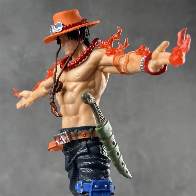 Manga King of Thieves 28pcs Anime Character Statue Handpiece Anime Model Chassis Toys Ornament