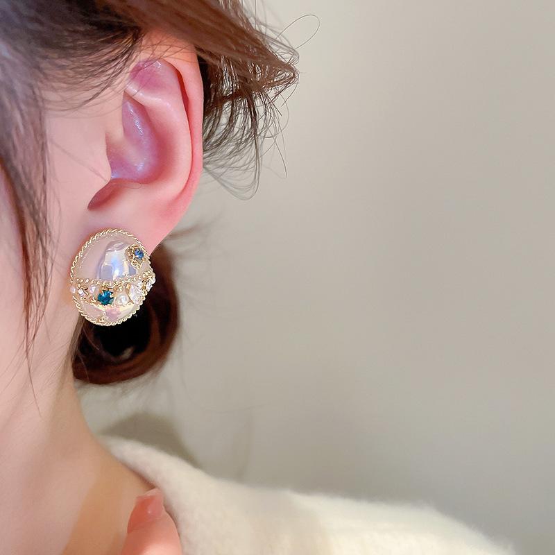 Zircon Mermaid Ji Pearl Geometric Oval Earrings French Light Luxury Premium Stud Earrings Temperament Earrings