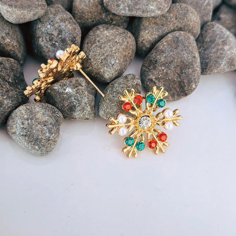Boucles d'oreilles flocon de neige en strass colorés: Design Unique pour les Cadeaux de Fête des Femmes