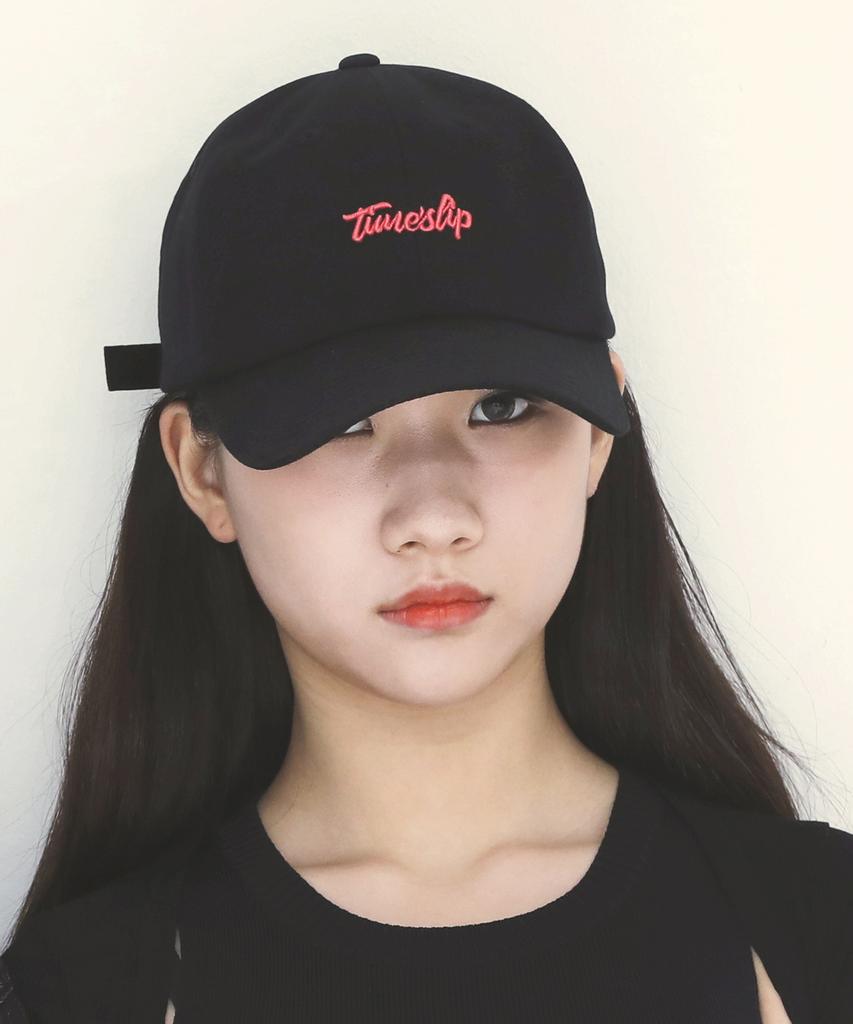 Taimseullib Living Coral Black Ball Cap Tbc03501