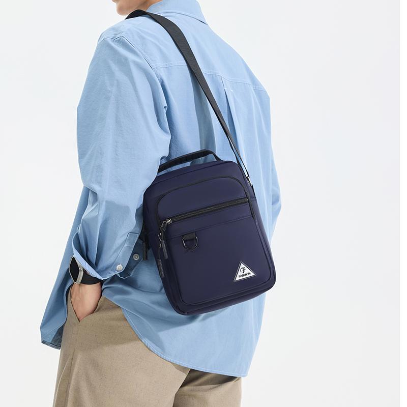 New Simple Casual Business Men Bag Water-Repellent Crossbody Bag Fashion Trendy Shoulder Bag for Daily Use Travel Work