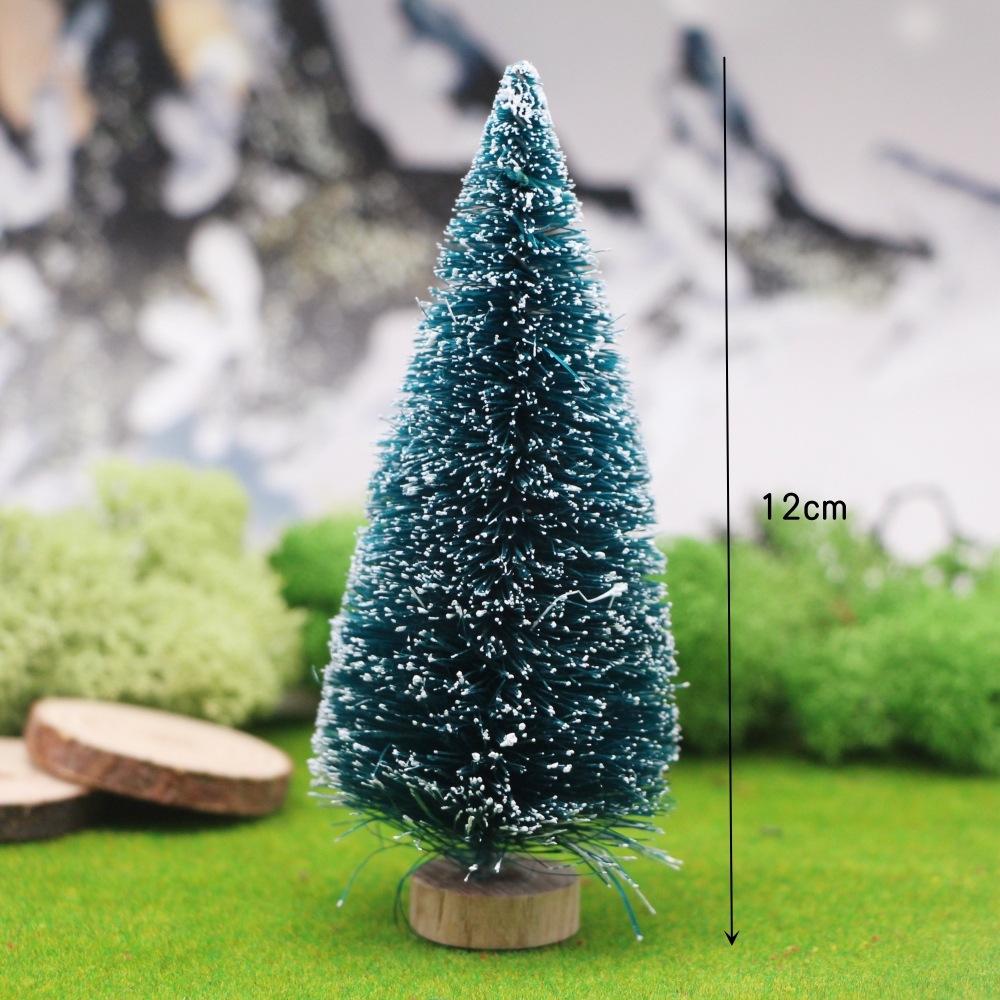 Miniature Sisal Silk Christmas Tree with Snow Tower Scene