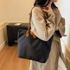 Bolsa de Grande Capacidade - Bolsa Tote Estilosa e Moderna - Bolsa Feminina Retrô - Bolsa de Ombro