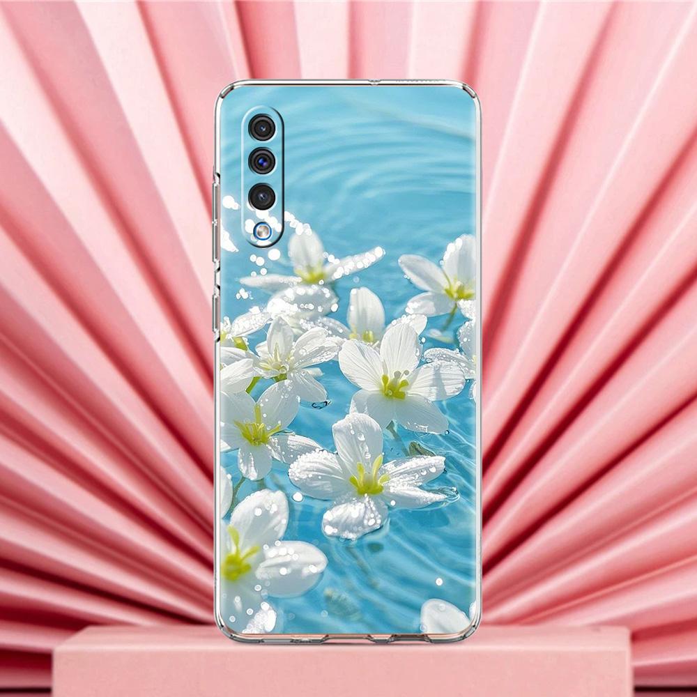 Phone Case For Samsung A56 A36 A26 A24 A16 A14 A12 A32 A50 A70 A22 A40 A34 A54 A42 A52 5G A04s A06 Cover Soft Pale Little Flower
