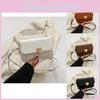 Vintage Chic Fashionable Womens Crossbody Bag With Large Capacity And Stylish Design