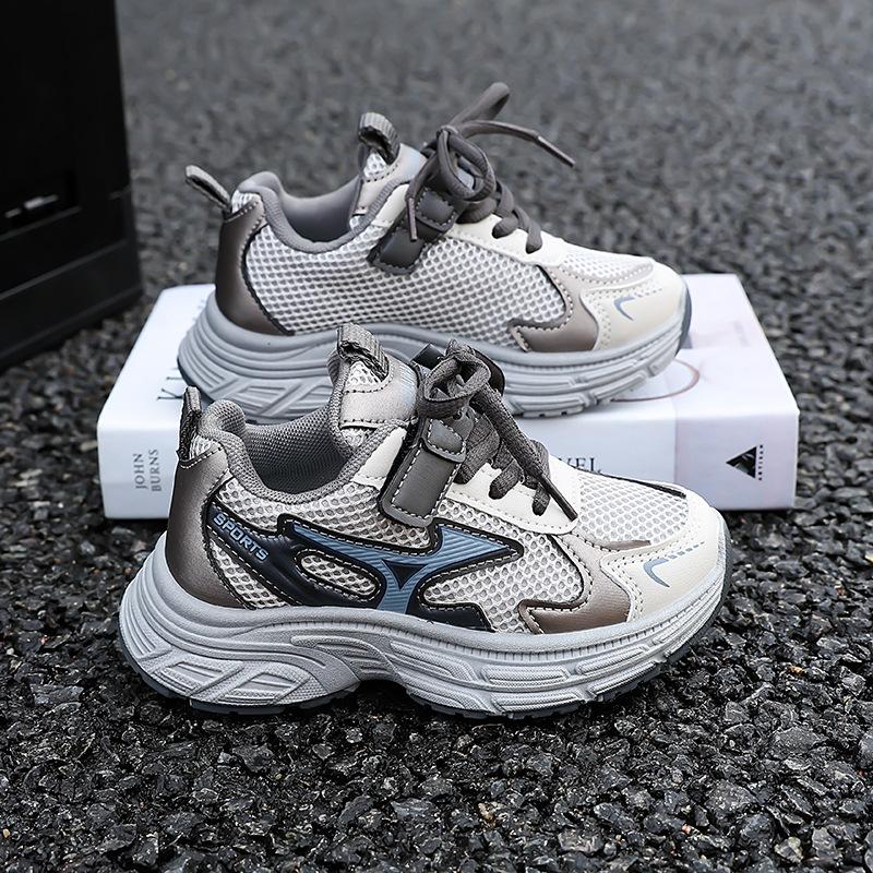 Children's dad shoes soft sole 2025 spring and autumn new breathable mesh running shoes medium older children's shoes girls sports shoes