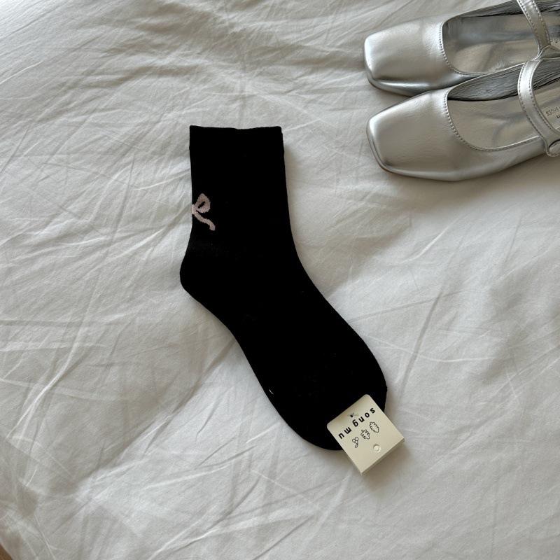 

Ballet Style ~ Bow White Socks Mid-Leg Socks Solid Color Cotton Sweet Pile Socks Small One size fits all чорний