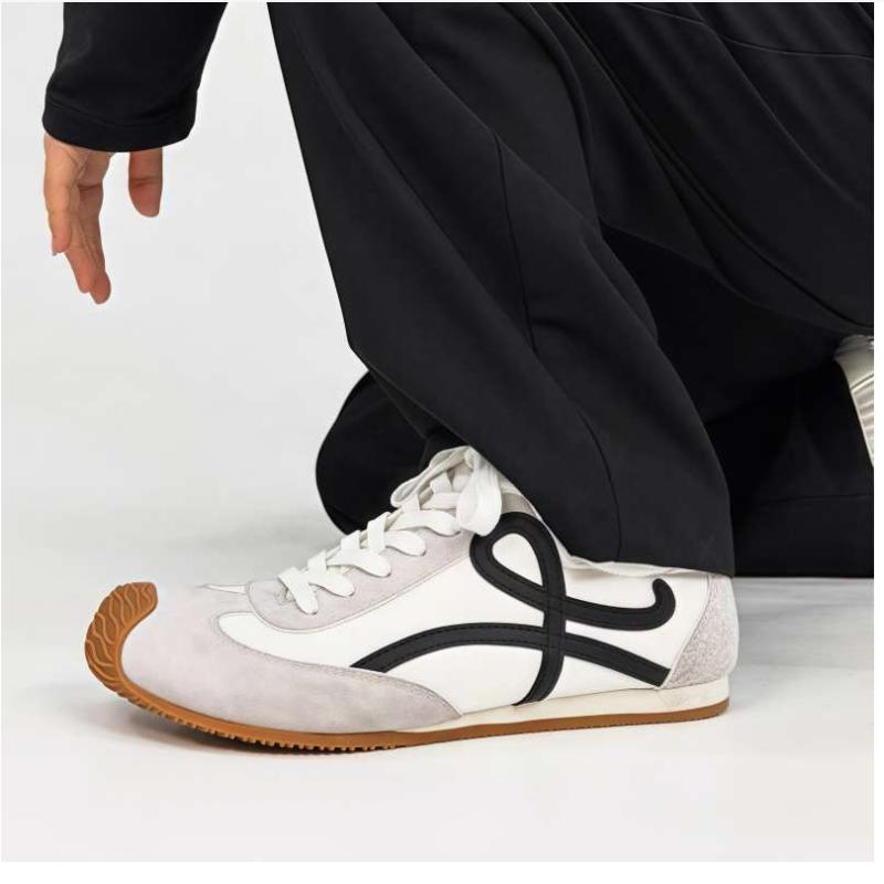 Retro Suede Running Shoes Men Brand Shoes Comfort Flat Men's Sneakers Outdoor Casual Sneaker Designer Man Trainers Tenis Hombre