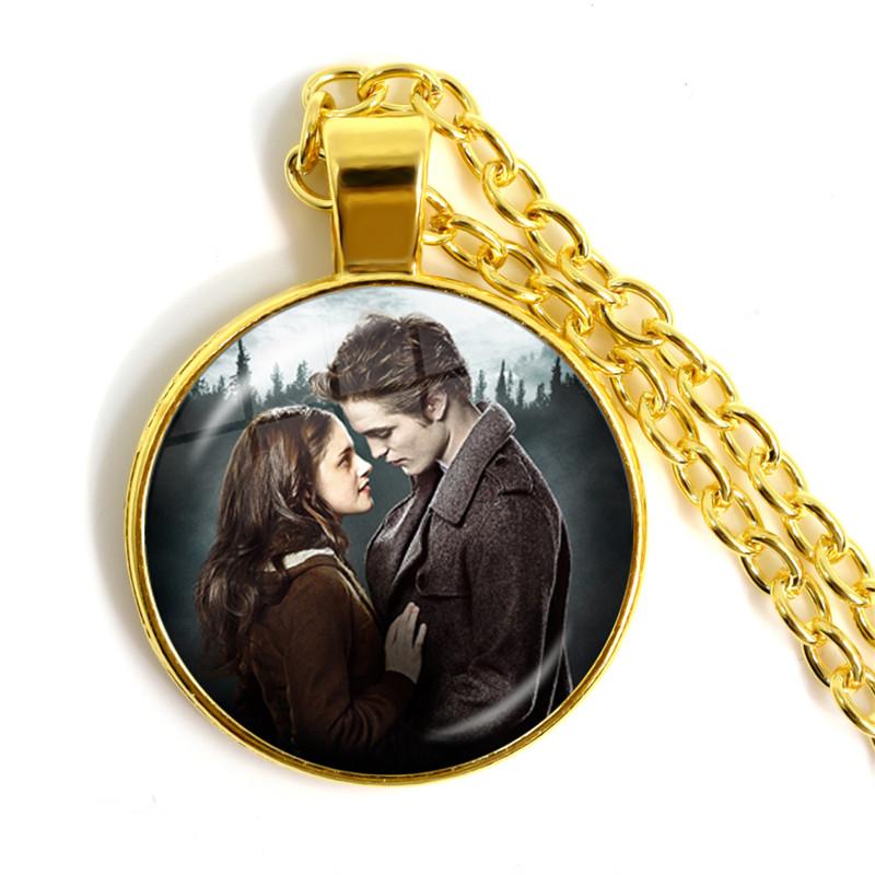 Nieuwe Twilight Film Bella Edward Jacob Renesmee Karakter Glazen Cabochon Hanger Ketting Handgemaakte Sieraden Kettingen