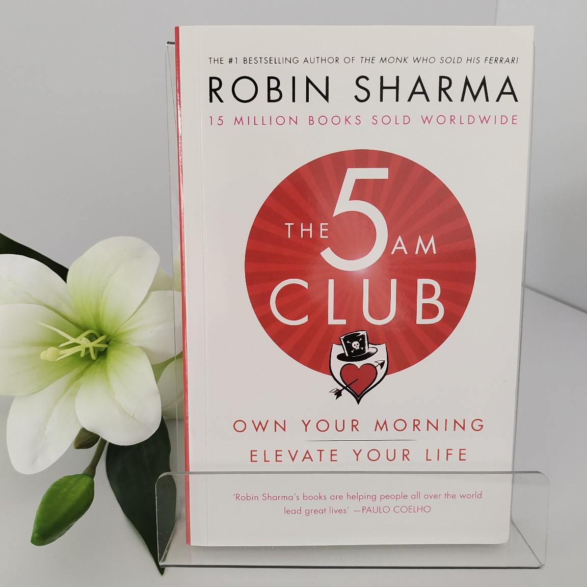 Best-Seller: The 5 AM Club by Robin Sharma - Take Control of Your Morning, Enhance Your Life Regular
