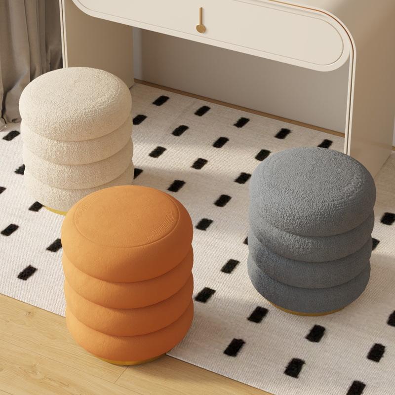 Nordic Light Luxury Makeup Stools Home Dressing Stool Modern Living Rooms Simple Manicure Stools Round Ottomans Vanity Chairs