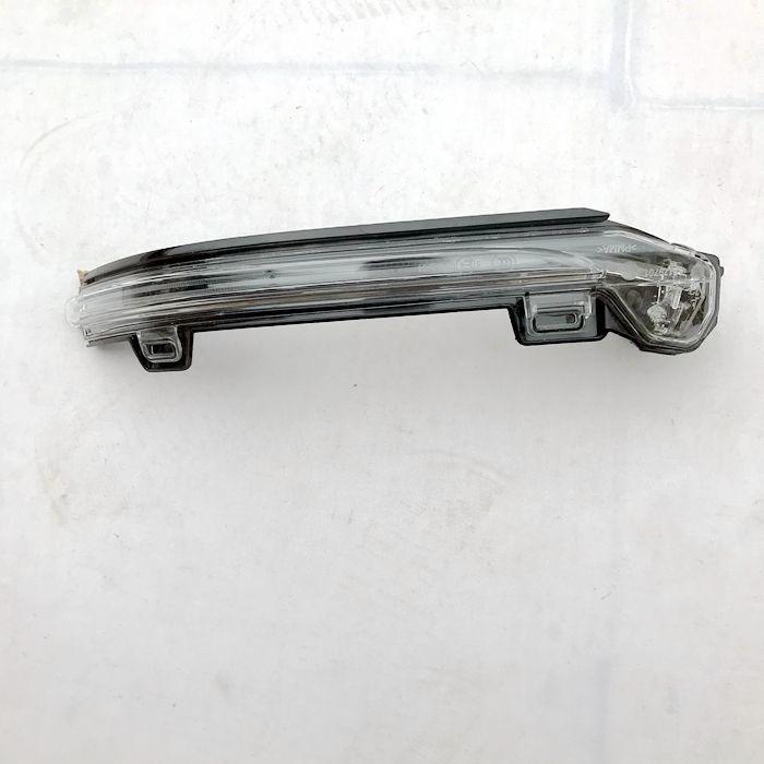 

Fits 22-23 Mercedes-Benz C-Class C200/C260 Rearview Mirror Turn Signal Cover Mercedes-Benz C-Class 22-23