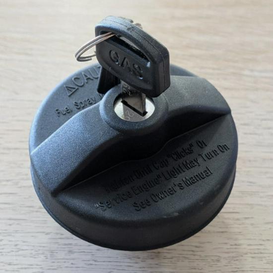 

Dodge Chrysler Fiat Ford Hyundai Fuel Tank Cap by Stant 10510