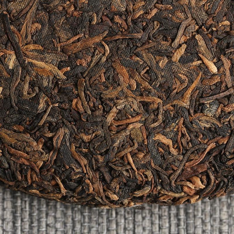 Premium Yunnan Pu'er Tea  Jingmai Ancient Tea Ripe Tea 357g Qizi Cake