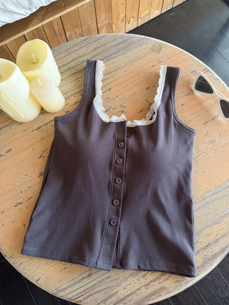 

Women s Casual Spicy Girl French Lace Trim Wide Shoulder Buttoned Vest One Size (40-60 kg)