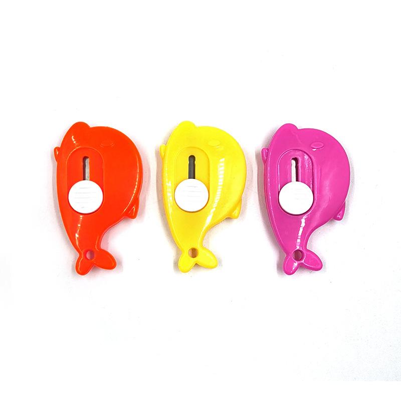 

Цветной небольшой нож для коробок, портативный экспресс-нож для коробок, офисный нож для студенческих обоев, мини-нож для пластиковой пленки whale #C1817 #