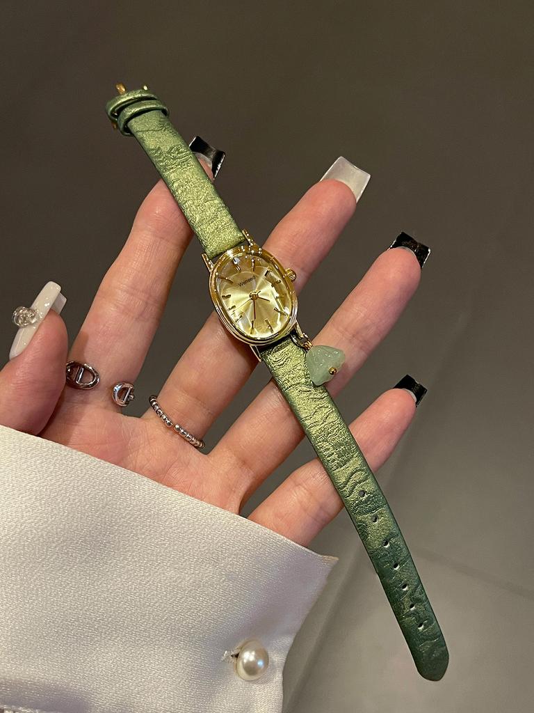 New Luxury Vintage Watch for Women Elegant Brown Leather Strap Quartz Watches with Waterproof, Perfect for Pairing with Dresses