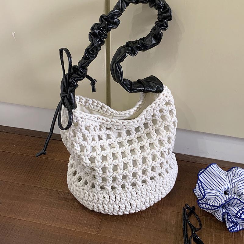 Korean Chic Woven Tote: Versatile Single Shoulder & Crossbody Beach Bag