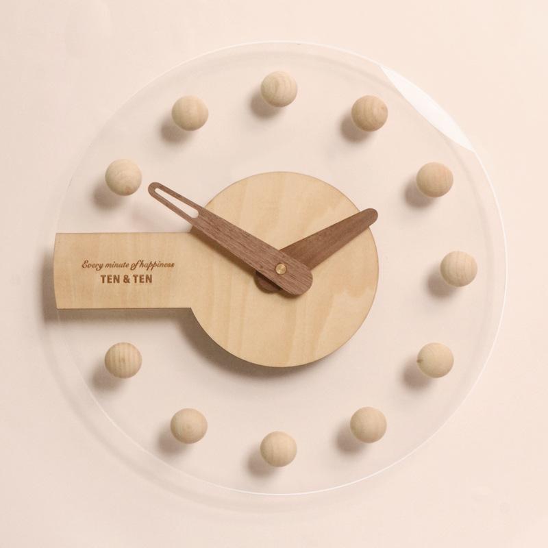 Modern Minimalist Wall Clock Living Room Acrylic Wall Clock Transparent Silent Nordic Clock Wooden Needle Creative Wooden Clock Japanese Style