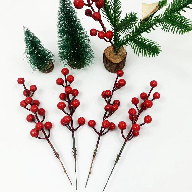 Weihnachtsgirlande aus Schaumstoff mit roten Beeren, 12-köpfiger Dekodraht für die Weihnachtsdekoration