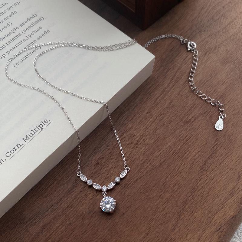 Sterling Silver Shining Starry River Zircon Necklace for Women - Niche Light Luxury Design Clavicle Chain, Perfect Goddess Festival Gift