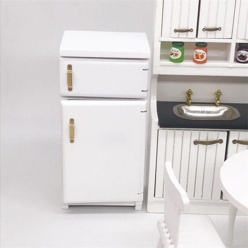 Enchanting White Birch Miniature Kitchen Refrigerator For 112 Dollhouse Decor