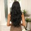 EASIHAIR Lange Wasserwellen Perücken mit Pony Schwarze Synthetische Perücken für Frauen Tägliche Haarperücken Hitzebeständige Faser