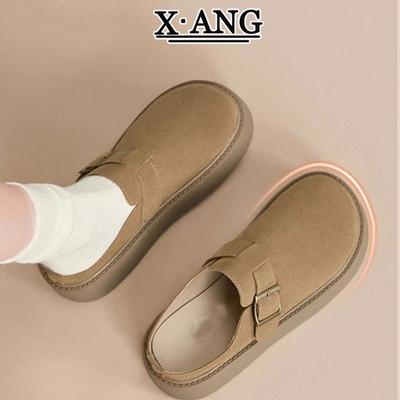 Versão em couro de crianças com sola grossa, bolsa e chinelos de meia para usar na primavera e verão, novos sapatos de pedal único preguiçosos