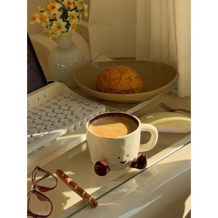 Tazza da Caffè Faccina Felice Con Manico Tazza da Caffè in Ceramica Faccina Affascinante Con Piedini Carini Tazze per Acqua Regali di Compleanno Arredamento per Ufficio e Casa