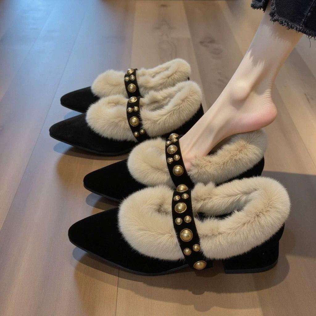 Coarse heel outer wear daily Mao Mao shoes small fragrant style versatile Korean version of the year pointed single shoes one pedal new