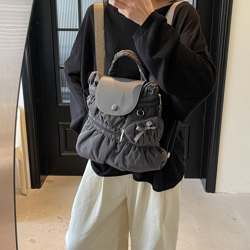 Schoolbag Korean Version of College Style Backpack Bag Women's 1011 New Trendy Fashion Pleated Nylon Casual Backpack