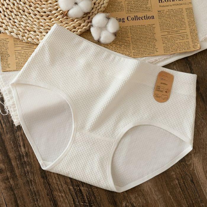 Female Spring and Autumn Cotton Comfortable No Trace Breathable Hip Briefs